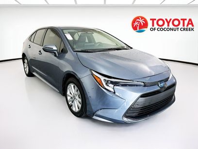 Used 2025 Toyota Corolla LE w/ LE Premium Package