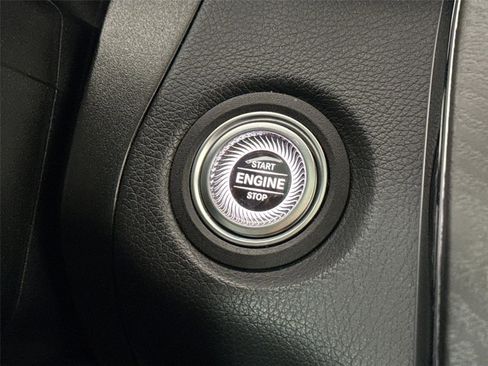 Used 2021 Mercedes-Benz GLC 300 image 20