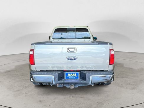 Used 2010 Ford F350 4x4 Crew Cab DRW Super Duty image 5