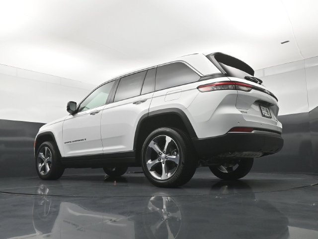 New 2026 Jeep Grand Cherokee Limited AWD/4WD image 22