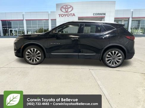 Used 2023 Chevrolet Blazer Premier w/ Driver Confidence II Package image 5