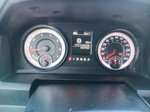 Certified 2016 RAM 2500 Tradesman w/ Chrome Appearance Group image 19