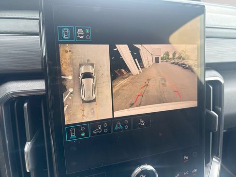New 2026 GMC Acadia AT4 w/ Super Cruise Package AWD/4WD image 15