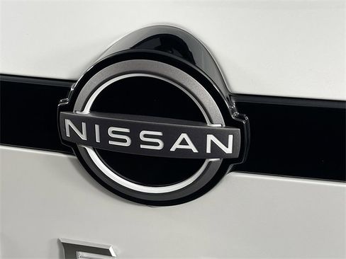 New 2025 Nissan Pathfinder Platinum image 20