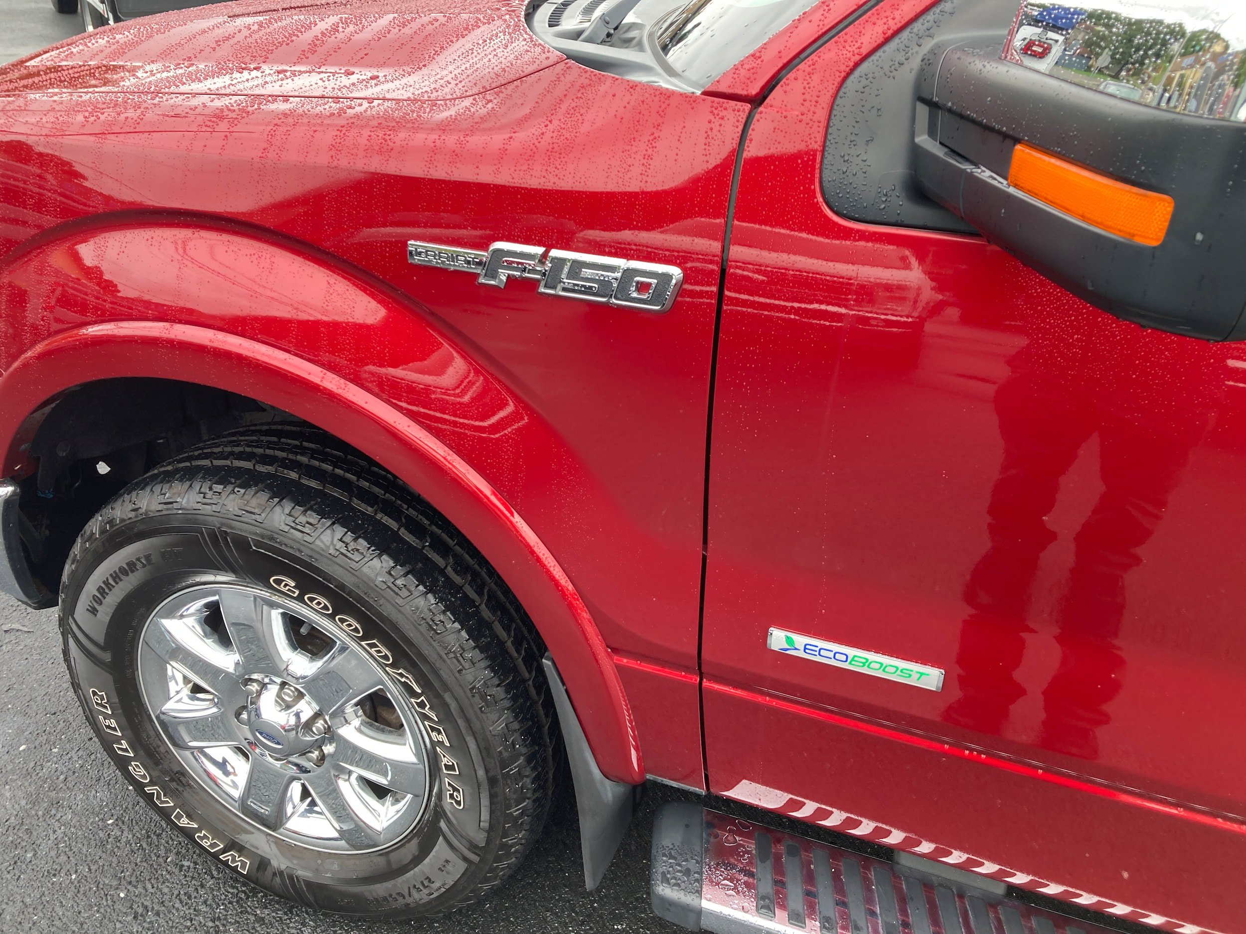 Used 2014 Ford F150 Lariat w/ Lariat Chrome Package AWD/4WD image 7
