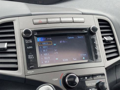 Used 2013 Toyota Venza LE image 23