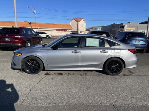 Used 2023 Honda Civic Sport image 17