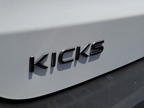 New 2026 Nissan Kicks SV FWD image 4