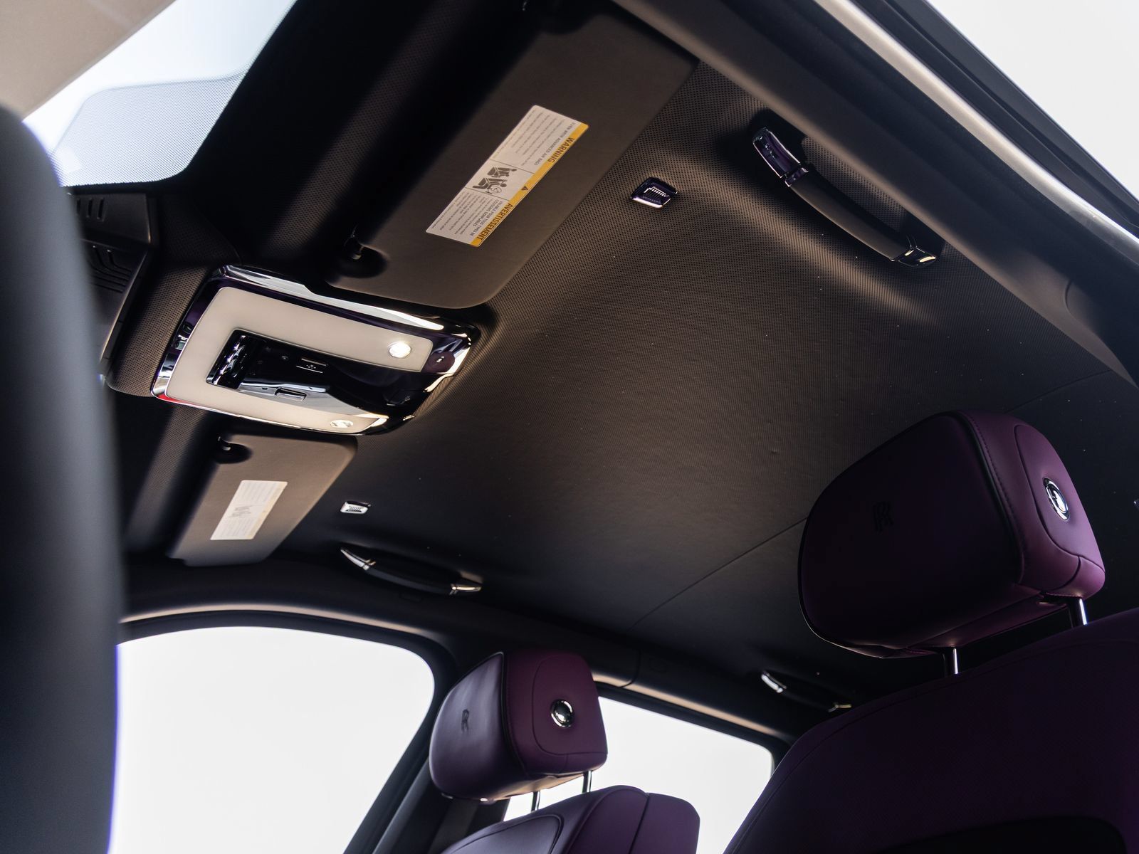 New 2027 Rolls-Royce Cullinan Black Badge AWD/4WD image 31