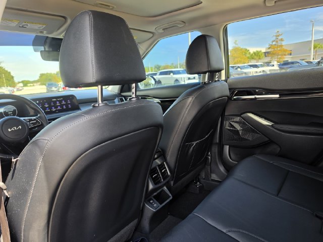 Certified 2024 Kia Seltos EX AWD/4WD image 10
