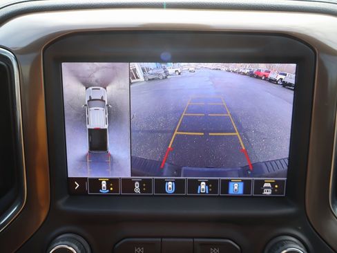 Used 2021 Chevrolet Silverado 2500 High Country w/ Z71 Off-Road Package image 14