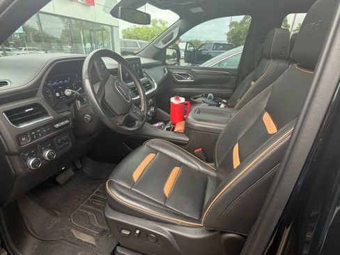 Used 2021 GMC Yukon XL AT4 w/ AT4 Premium Plus Package AWD/4WD image 2