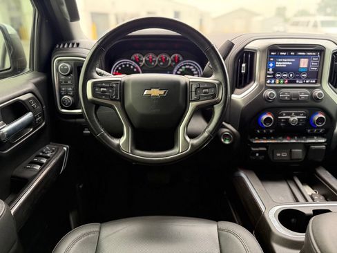 Used 2021 Chevrolet Silverado 1500 LTZ w/ LTZ Premium Package AWD/4WD image 11