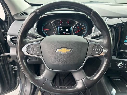 Used 2018 Chevrolet Traverse Premier AWD/4WD image 6