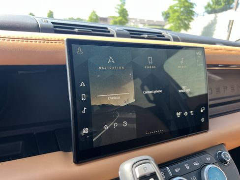 Certified 2024 Land Rover Defender 110 Carpathian Edition AWD/4WD image 26