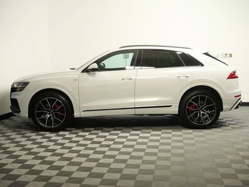 Used 2021 Audi Q8 Premium Plus AWD/4WD image 4