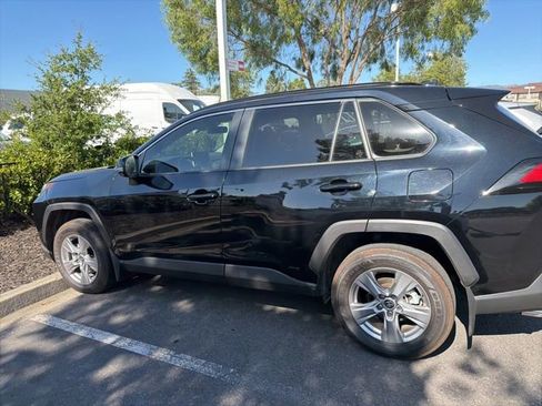Used 2025 Toyota RAV4 XLE w/ Convenience Package AWD/4WD image 10
