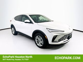 Used 2025 Buick Envista Preferred video 1