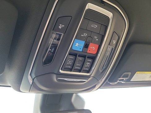 New 2025 Jeep Grand Cherokee Limited 4xe AWD/4WD image 30