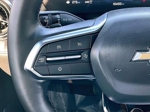 Used 2025 Chevrolet Equinox LT image 18