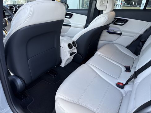 New 2026 Mercedes-Benz GLC 300 GLC 300 image 12