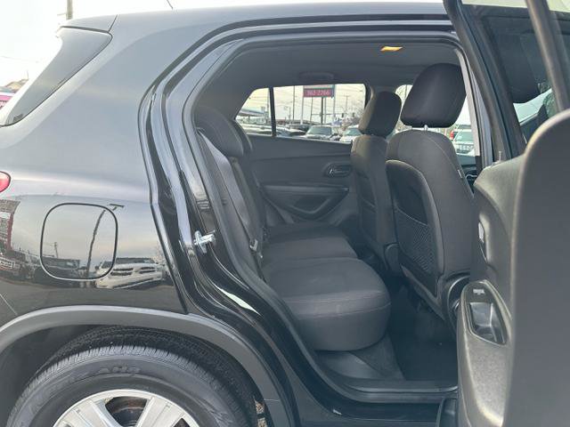 Used 2020 Chevrolet Trax LS w/ Tint and Cruise Package FWD image 16