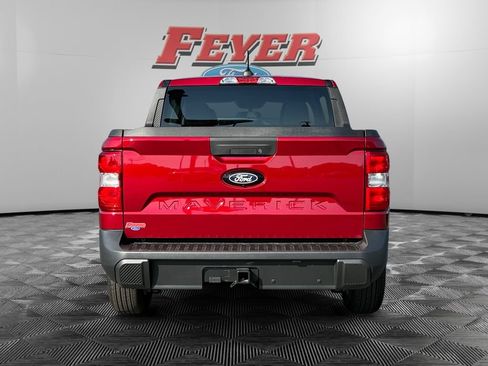New 2026 Ford Maverick XLT w/ XLT Luxury Package FWD image 6