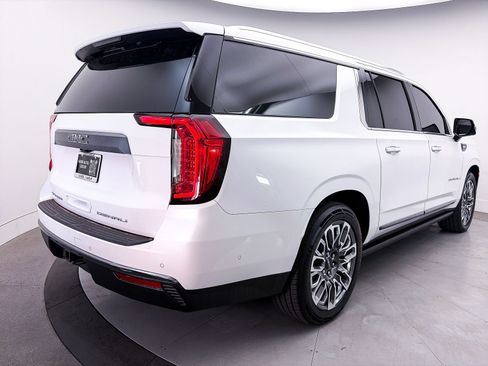 Used 2023 GMC Yukon XL Denali Ultimate AWD/4WD image 20