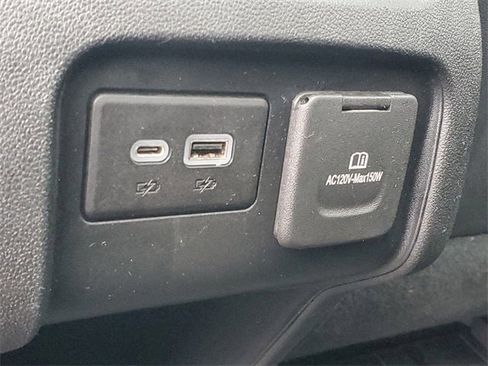 Certified 2023 Chevrolet Blazer RS w/ Enhanced Convenience Package image 11