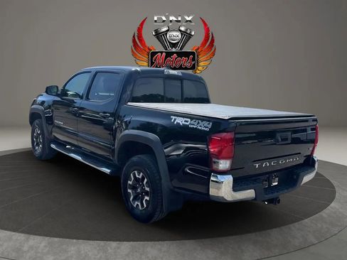 Used 2016 Toyota Tacoma TRD Off-Road w/ Towing Package AWD/4WD image 3