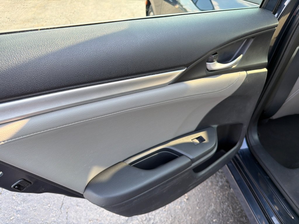 Used 2016 Honda Civic EX-L image 28