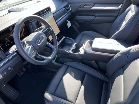 New 2026 GMC Terrain Elevation w/ Elevation Premium Package image 21