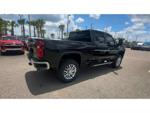 Used 2025 Chevrolet Silverado 2500 LT w/ Convenience Package AWD/4WD image 6