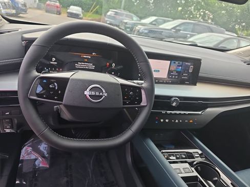 New 2026 Nissan Murano Platinum w/ Cargo Package AWD/4WD image 16