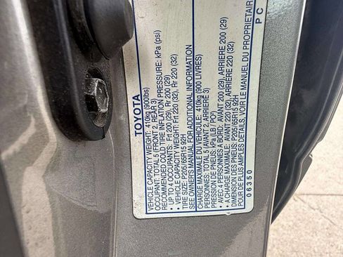 Used 2001 Toyota Camry LE FWD image 21