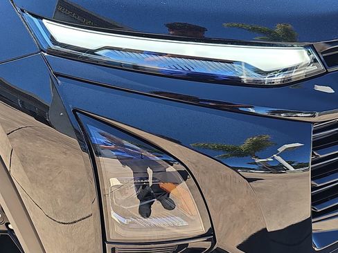 New 2026 Chevrolet Equinox LT FWD image 35