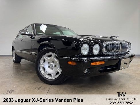 Used 2003 Jaguar XJ8 L RWD image 14