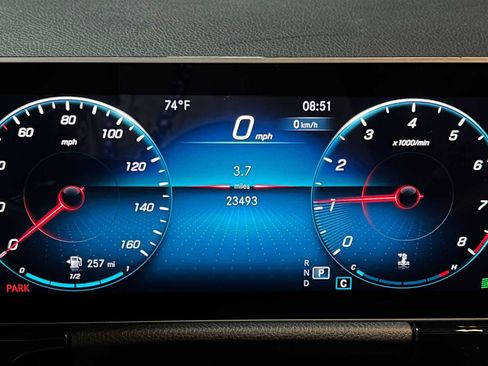 Certified 2021 Mercedes-Benz GLA 250 4MATIC image 30