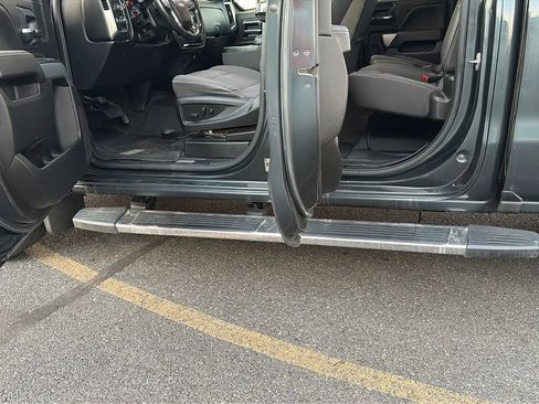 Used 2019 Chevrolet Silverado 1500 LT w/ All Star Edition image 32