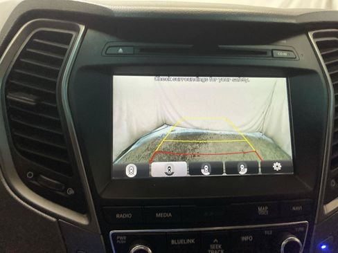 Used 2018 Hyundai Santa Fe Sport w/ 2.0T Ultimate Tech Package 05 AWD/4WD image 17