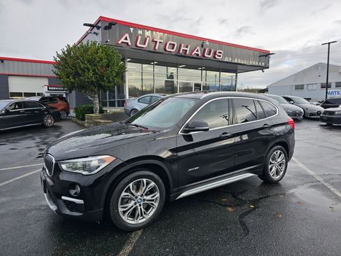 Used 2017 BMW X1 xDrive28i image 1