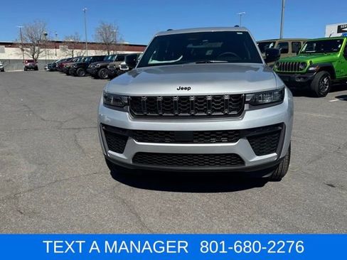 New 2026 Jeep Grand Cherokee Altitude AWD/4WD image 8