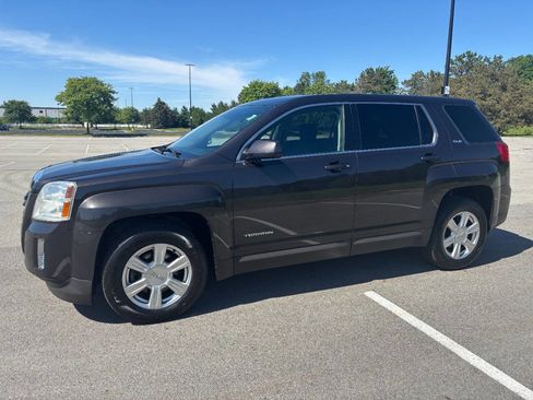 Used 2014 GMC Terrain SLE FWD image 4