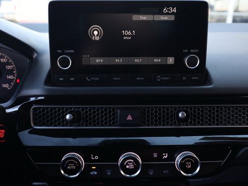 Used 2024 Honda Civic Sport image 28