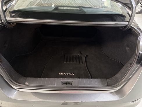 Used 2025 Nissan Sentra SV FWD image 11