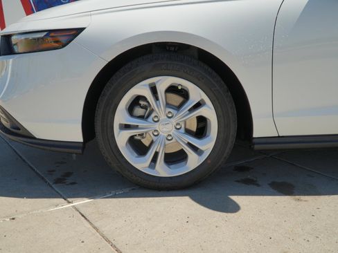 New 2026 Honda Accord LX image 12
