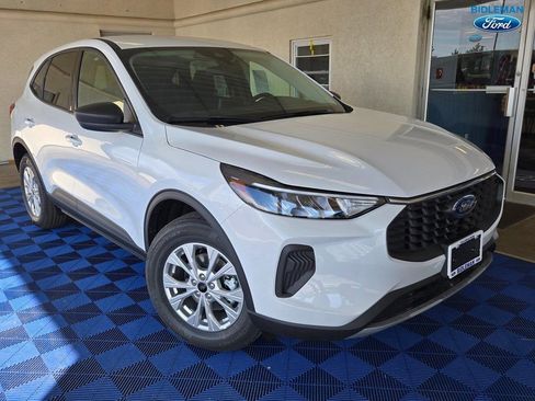 New 2025 Ford Escape Active w/ Cold Weather Package image 1