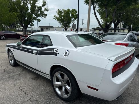 Used 2013 Dodge Challenger R/T RWD image 7