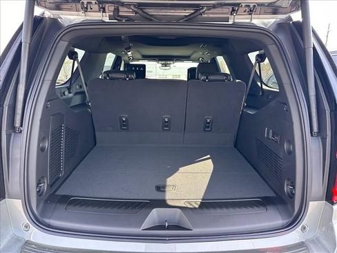 New 2026 GMC Yukon XL Elevation image 35