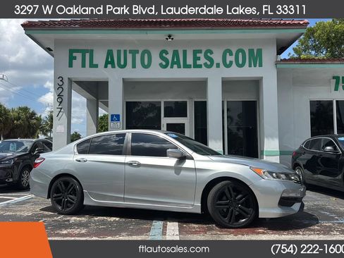 Used 2017 Honda Accord Sport image 2
